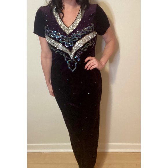 Vintage Long Purple Velvet/Velour Bedazzled Gown - Picture 4 of 5